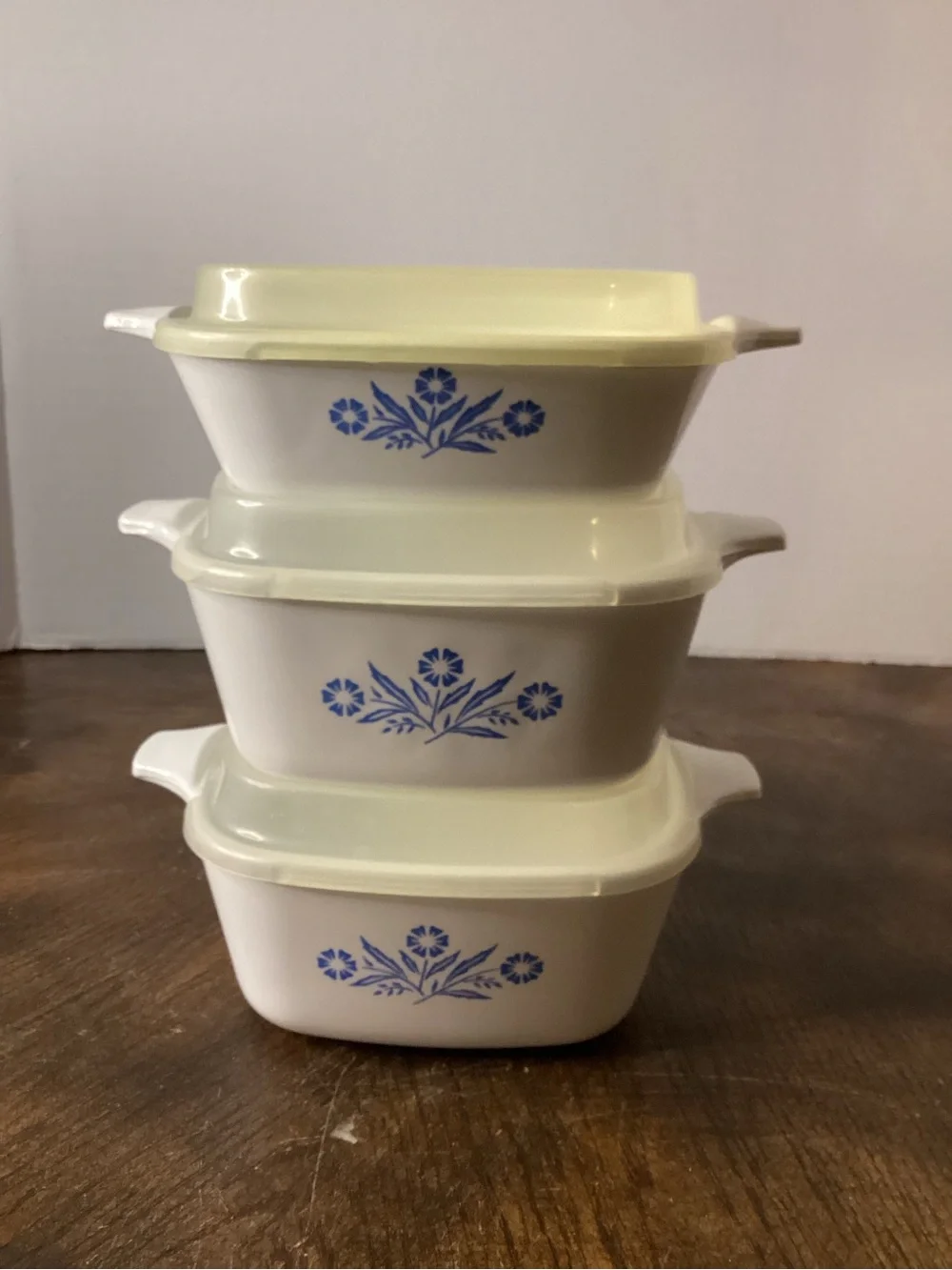Corning Ware Cornflower Blue Petites Ceramic Dishes with Plastic Lids Set/3